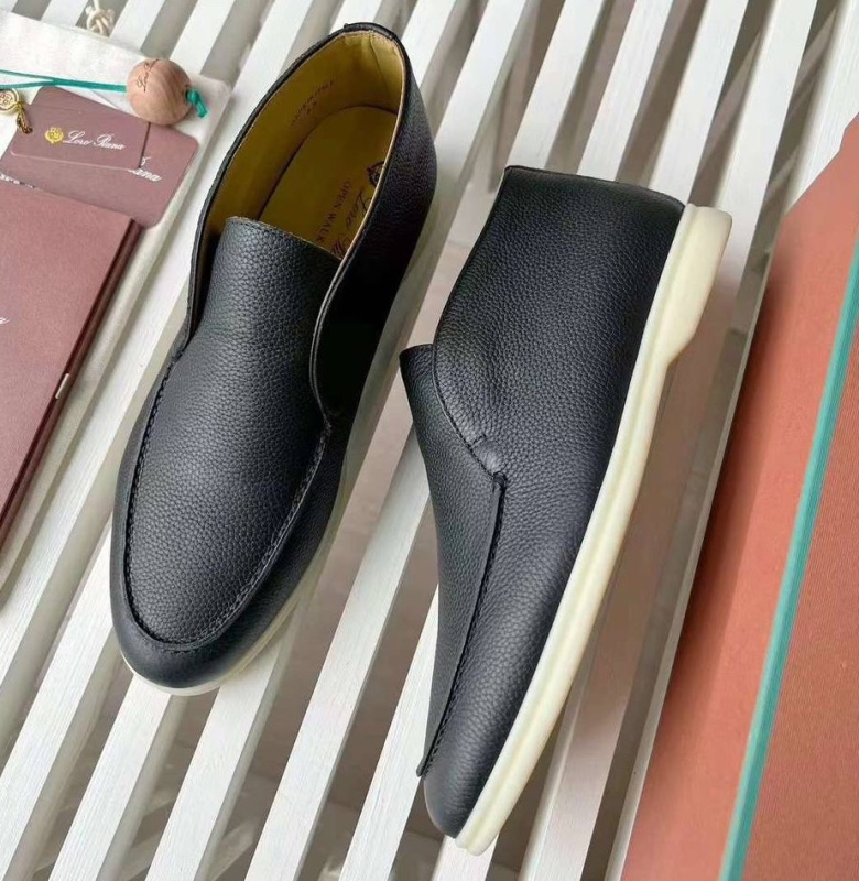 МУЖСКИЕ ЛОФЕРЫ LORO PIANA фото