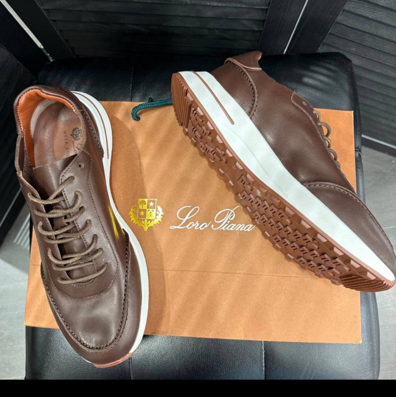 МУЖСКИЕ КРОССОВКИ LORO PIANA фото