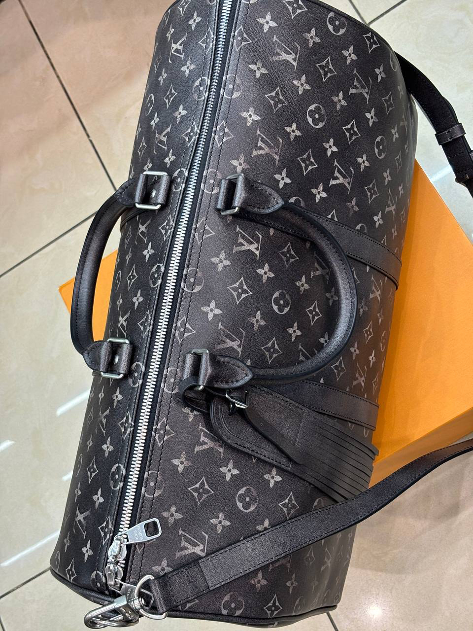 ДОРОЖНАЯ СУМКА LOUIS VUITTON детальное фото
