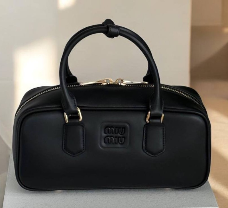 СУМКА MIU MIU фото