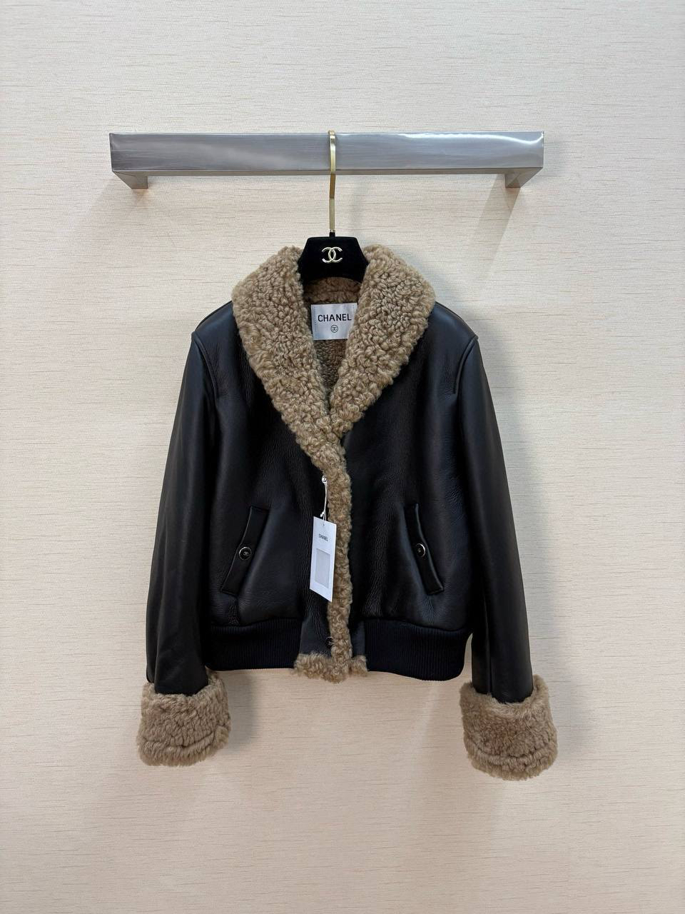 ДУБЛЕНКА CHANEL детальное фото