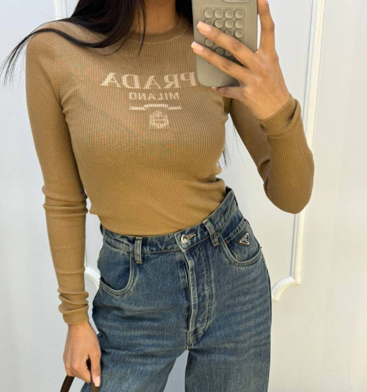 ЛОНГСЛИВ PRADA фото