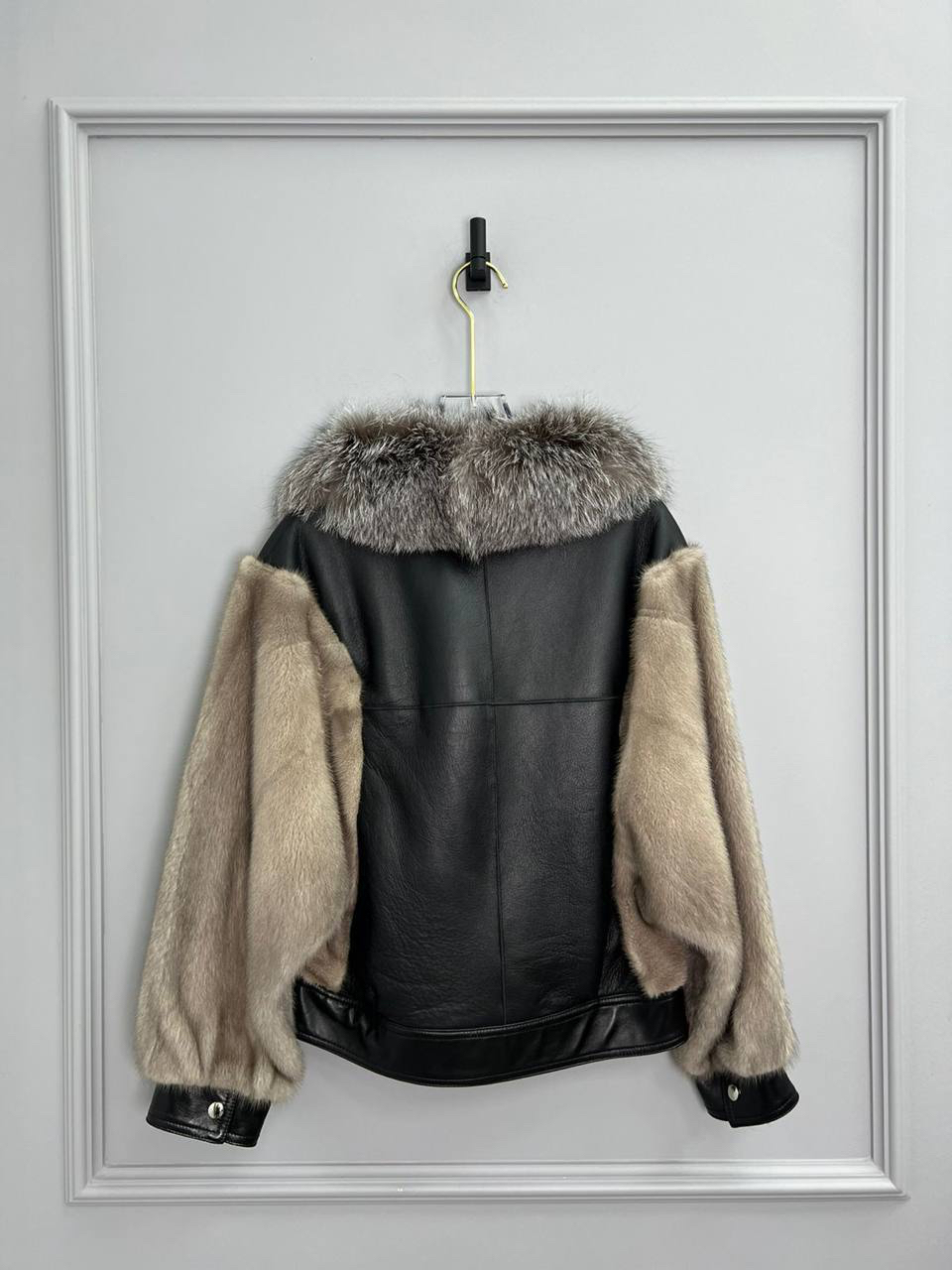 ДУБЛЕНКА ACNE STUDIOS детальное фото