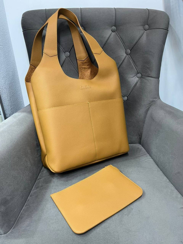 СУМКА CHRISTIAN DIOR фото