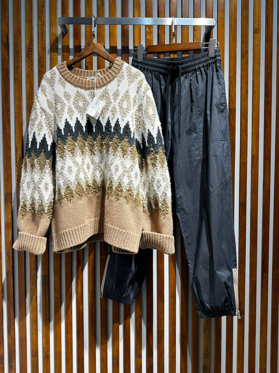 СВИТЕР BRUNELLO CUCINELLI детальное фото