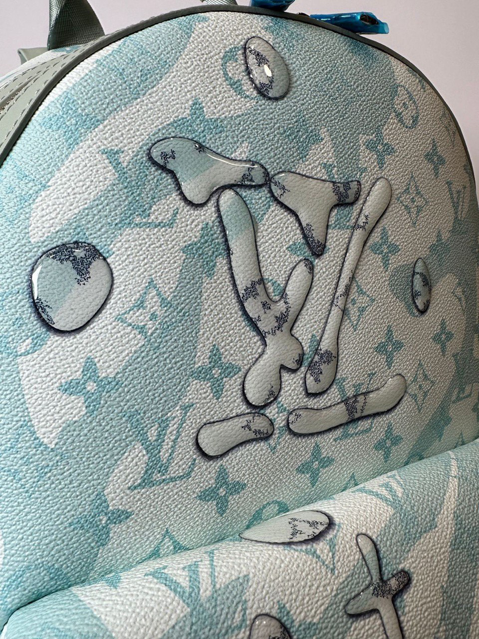 МУЖСКОЙ РЮКЗАК LOUIS VUITTON детальное фото