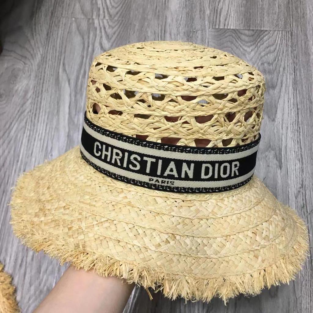 ШЛЯПА CHRISTIAN DIOR детальное фото