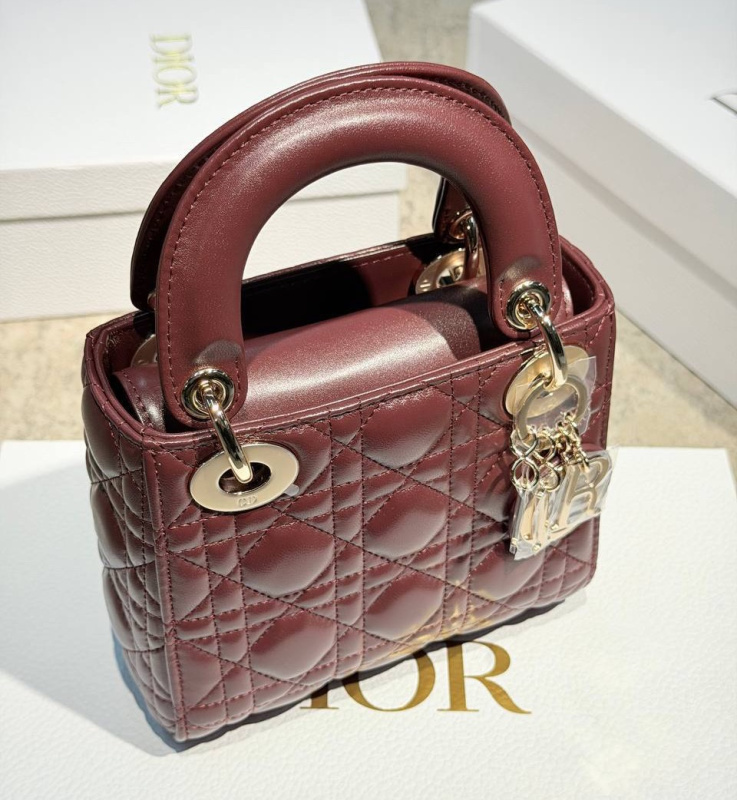 СУМКА CHRISTIAN DIOR LADY фото