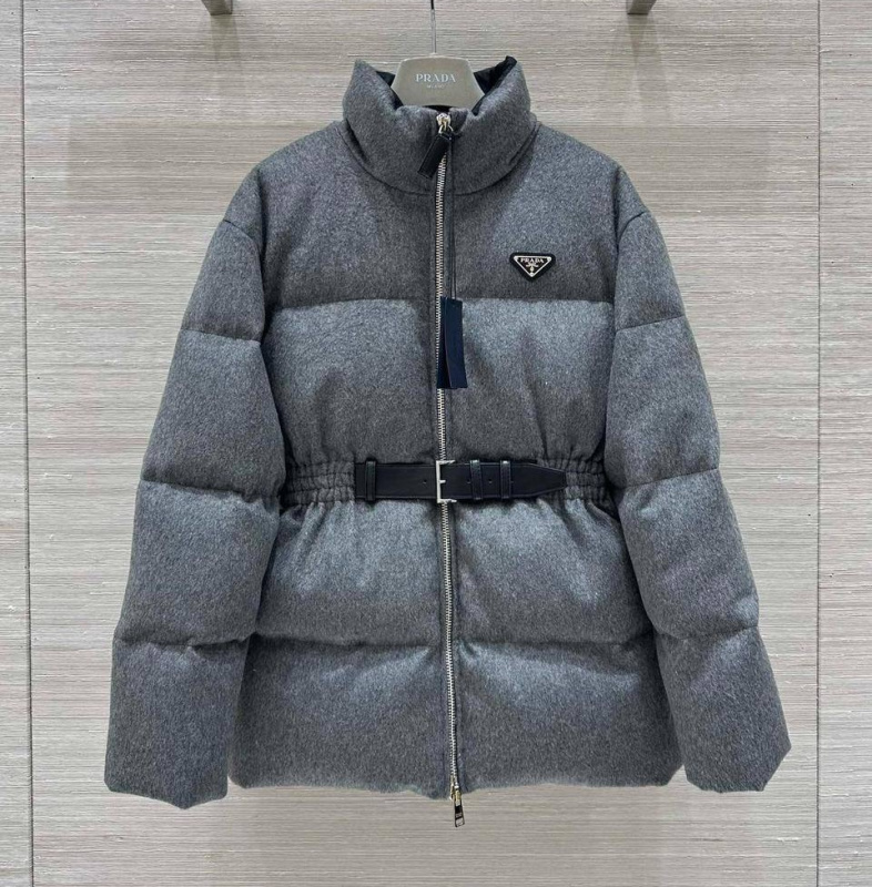 ПУХОВИК PRADA фото