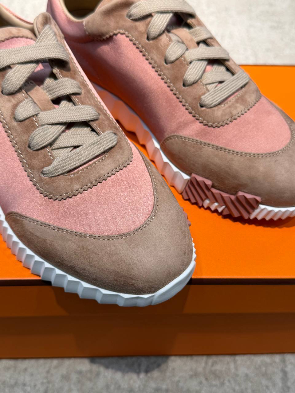 КРОССОВКИ HERMES детальное фото