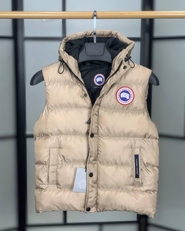 ДЕТСКИЙ ЖИЛЕТ CANADA GOOSE в интернет магазине Люкс Мск ДЕТСКИЙ ЖИЛЕТ CANADA GOOSE фото