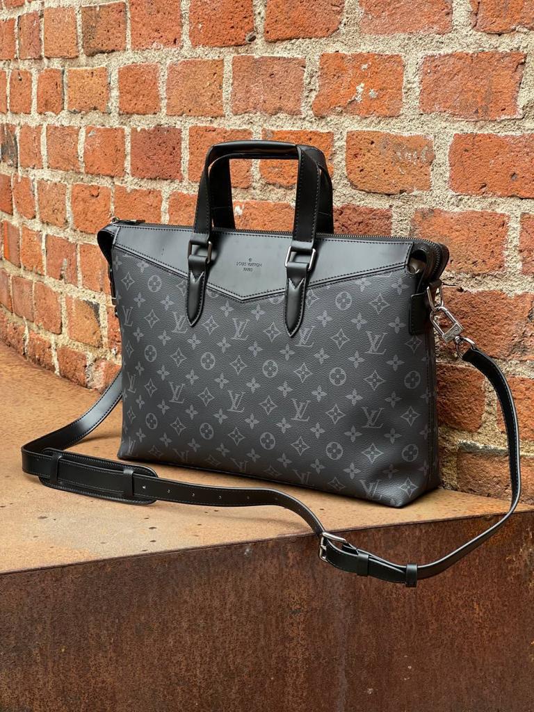 МУЖСКОЙ ПОРТФЕЛЬ LOUIS VUITTON детальное фото
