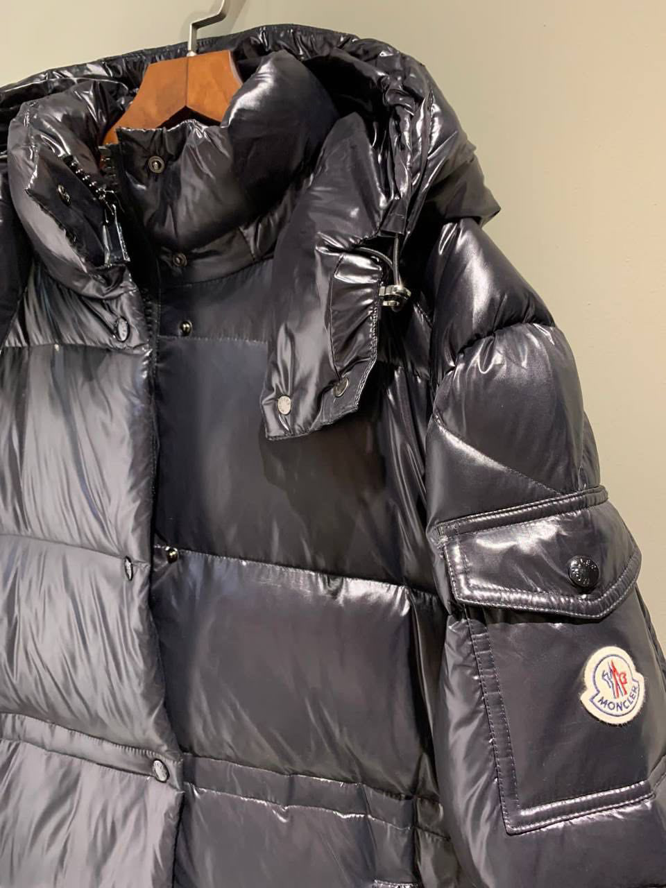 ПУХОВИК MONCLER детальное фото