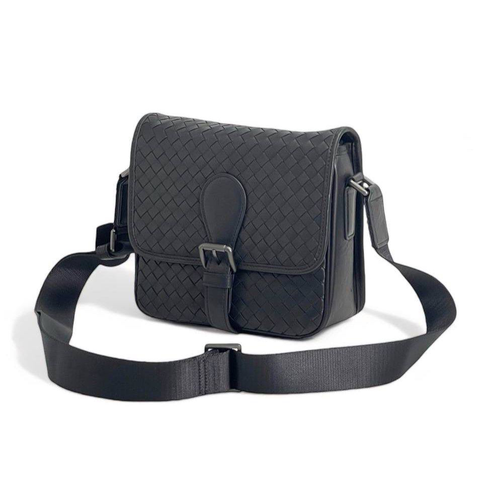 МУЖСКАЯ СУМКА МЕССЕНДЖЕР BOTTEGA VENETA детальное фото