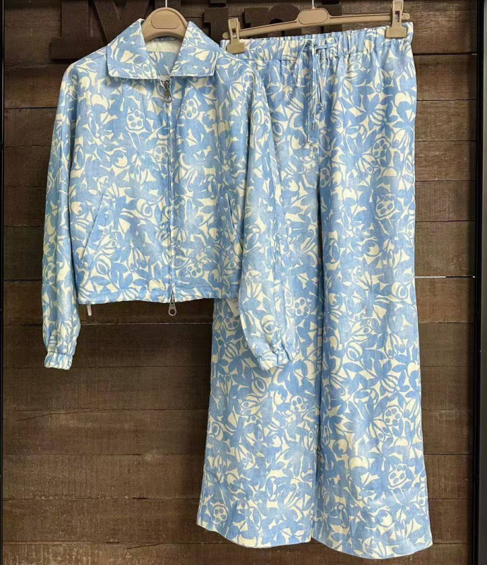 КОСТЮМ LORO PIANA фото