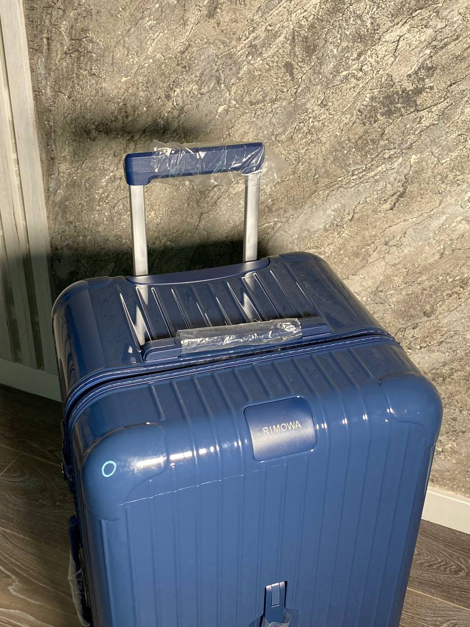 ЧЕМОДАН RIMOWA детальное фото