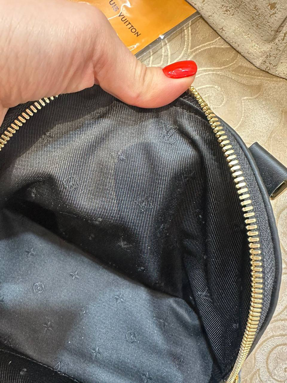 СУМКА LOUIS VUITTON детальное фото