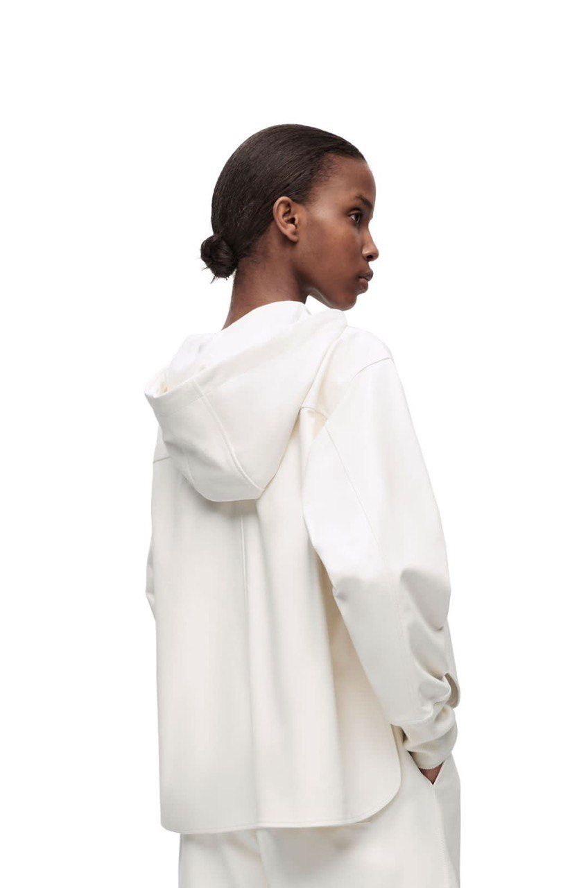 КОСТЮМ LOEWE детальное фото