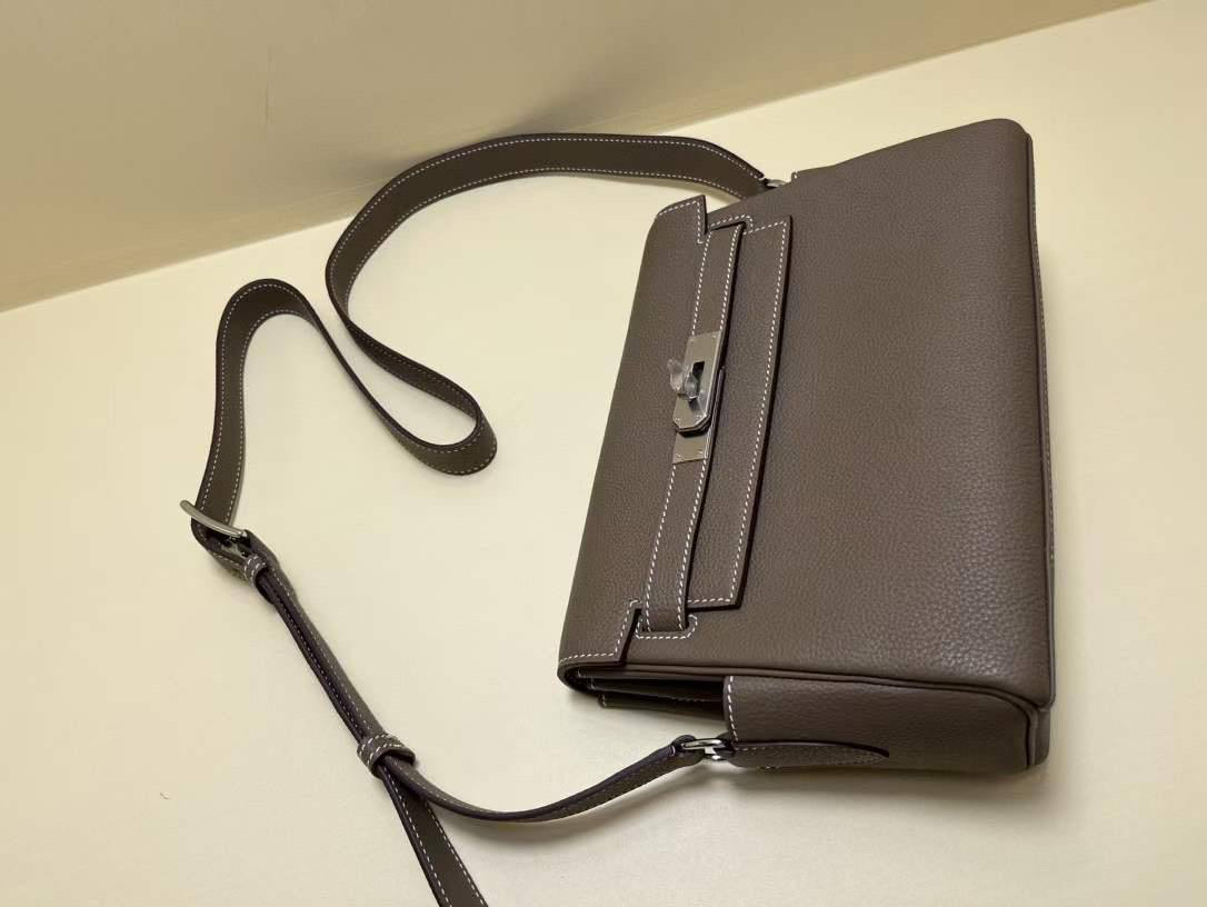 МУЖСКАЯ СУМКА МЕССЕНДЖЕР HERMES детальное фото
