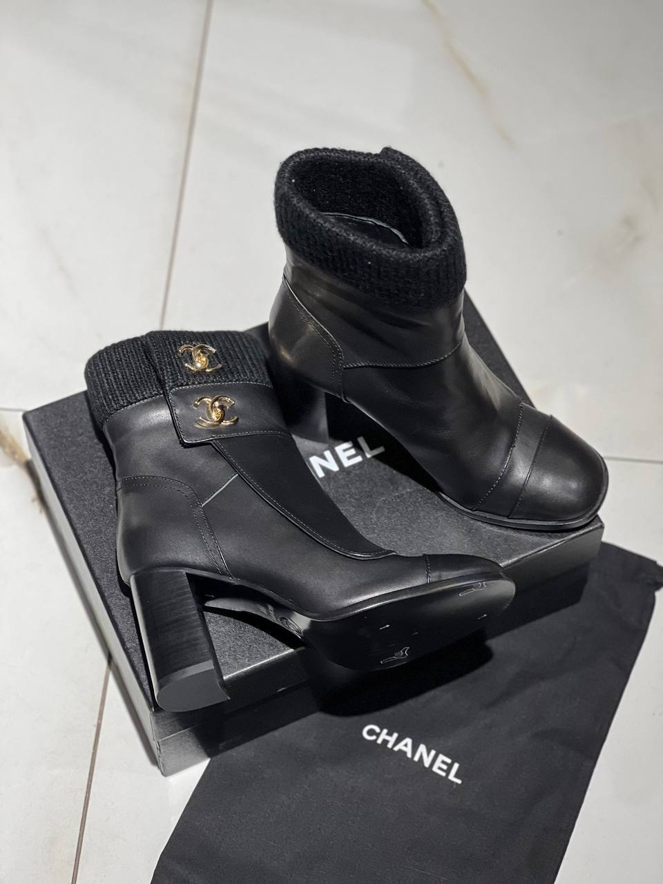 БОТИЛЬОНЫ CHANEL детальное фото