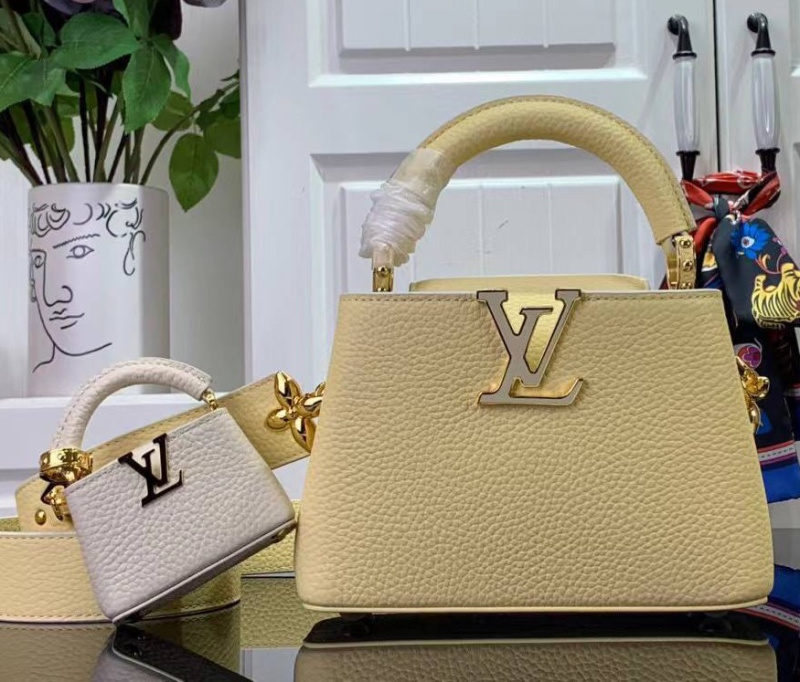 СУМКА LOUIS VUITTON фото