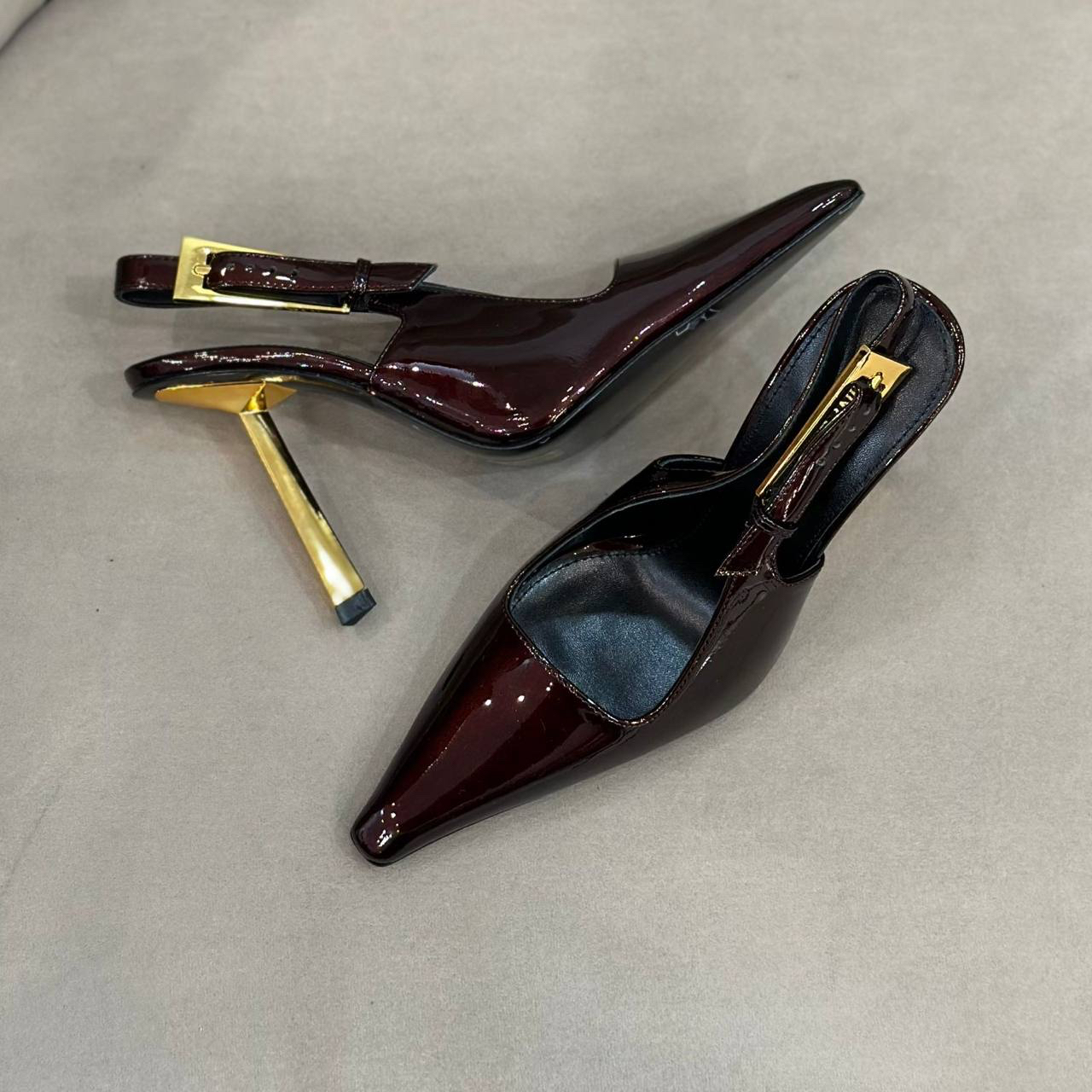 ТУФЛИ SAINT LAURENT детальное фото