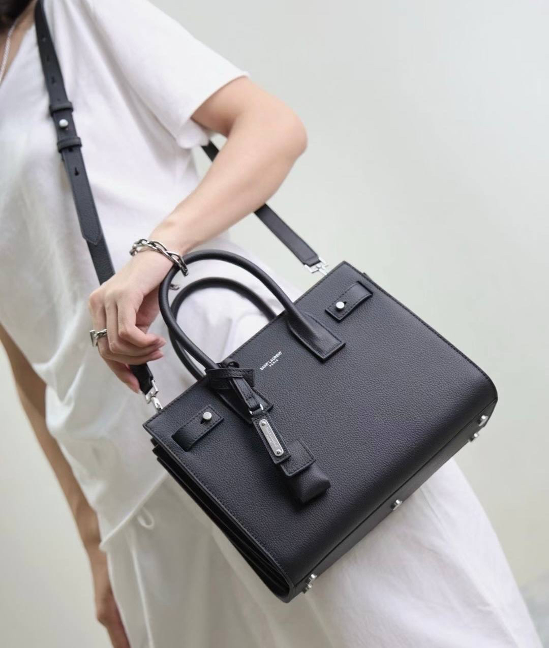 СУМКА SAINT LAURENT детальное фото
