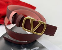 ЖЕНСКИЙ РЕМЕНЬ VALENTINO фото