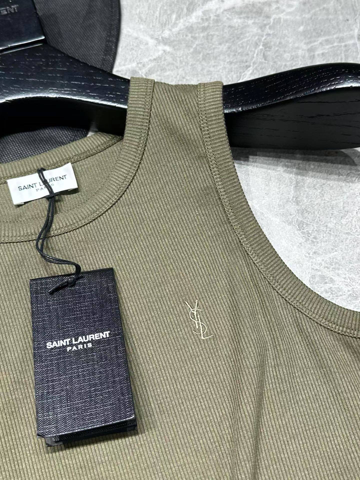 МАЙКА SAINT LAURENT детальное фото