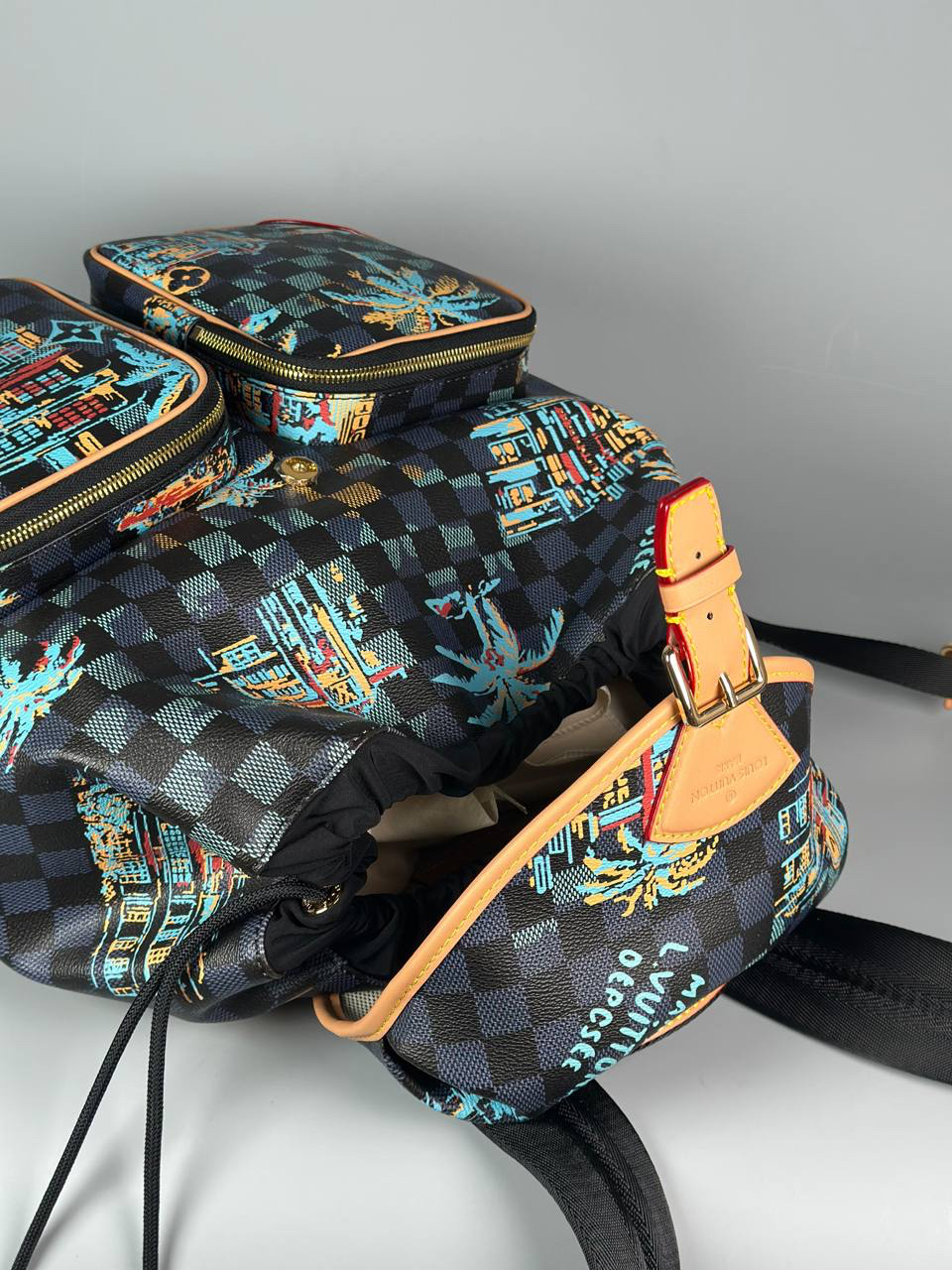 МУЖСКОЙ РЮКЗАК LOUIS VUITTON детальное фото