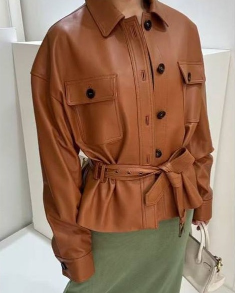 КУРТКА MIU MIU детальное фото