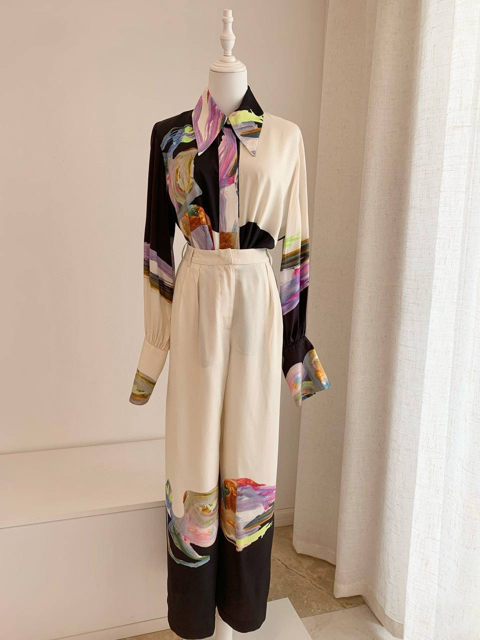 КОСТЮМ ALEMAIS детальное фото