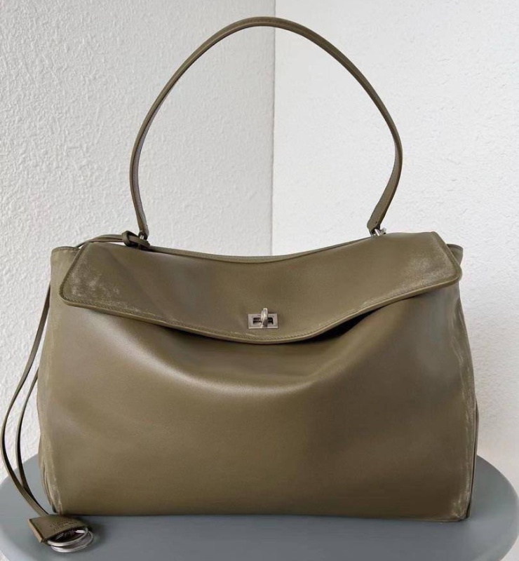 СУМКА BALENCIAGA RODEO фото