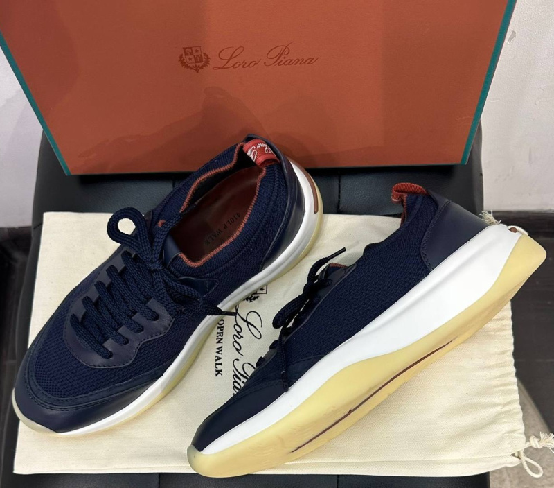 МУЖСКИЕ КРОССОВКИ LORO PIANA фото