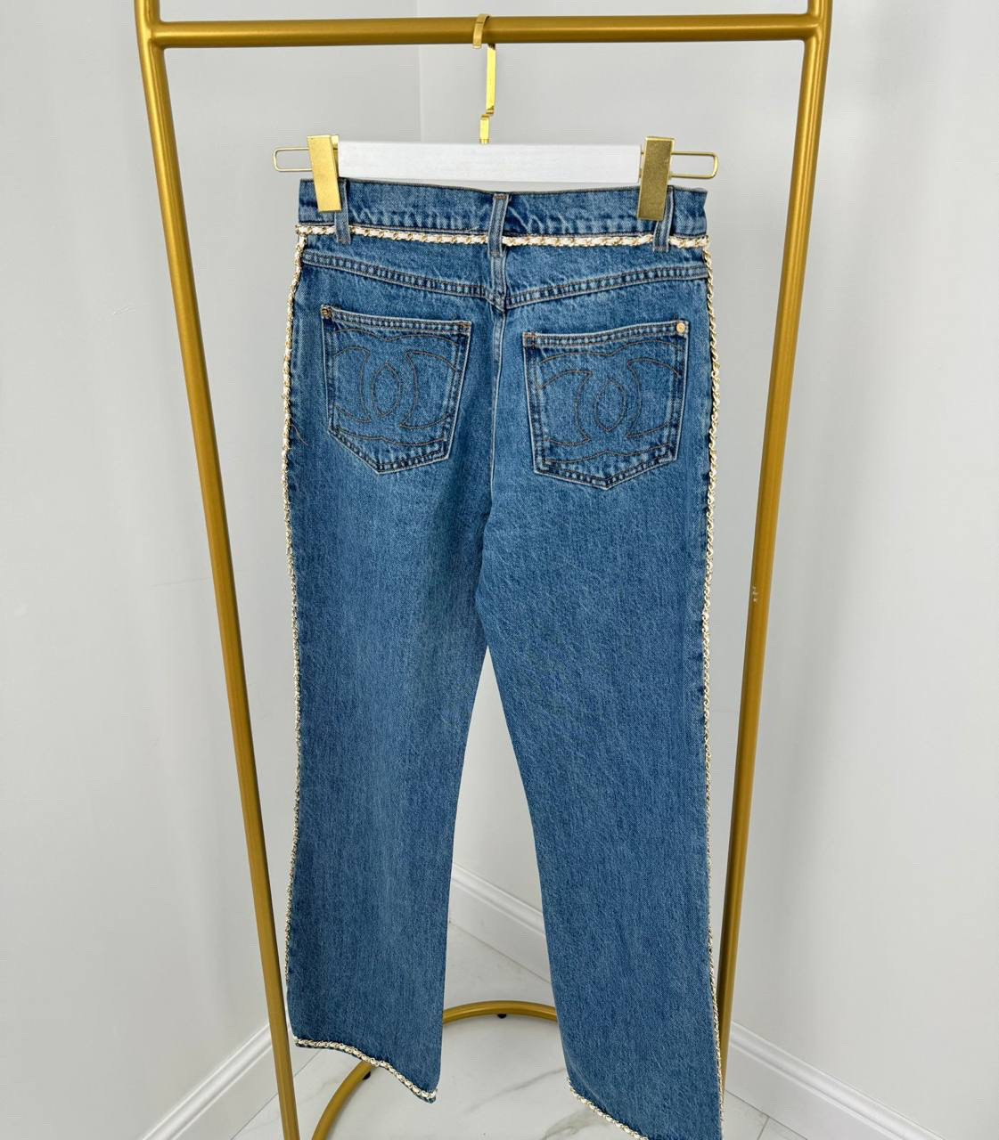 ДЖИНСЫ CHANEL детальное фото