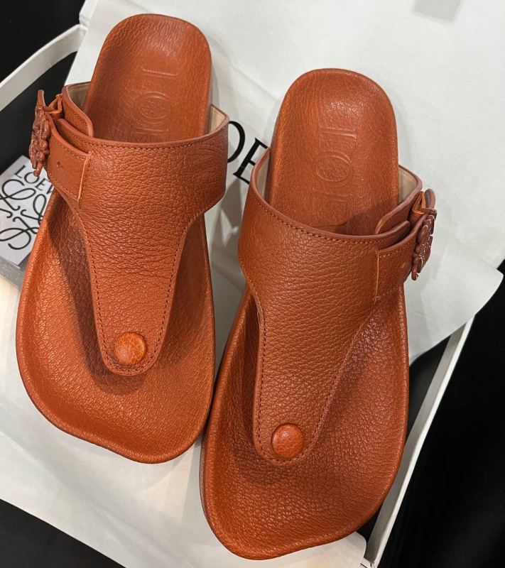 ШЛЕПКИ LOEWE фото