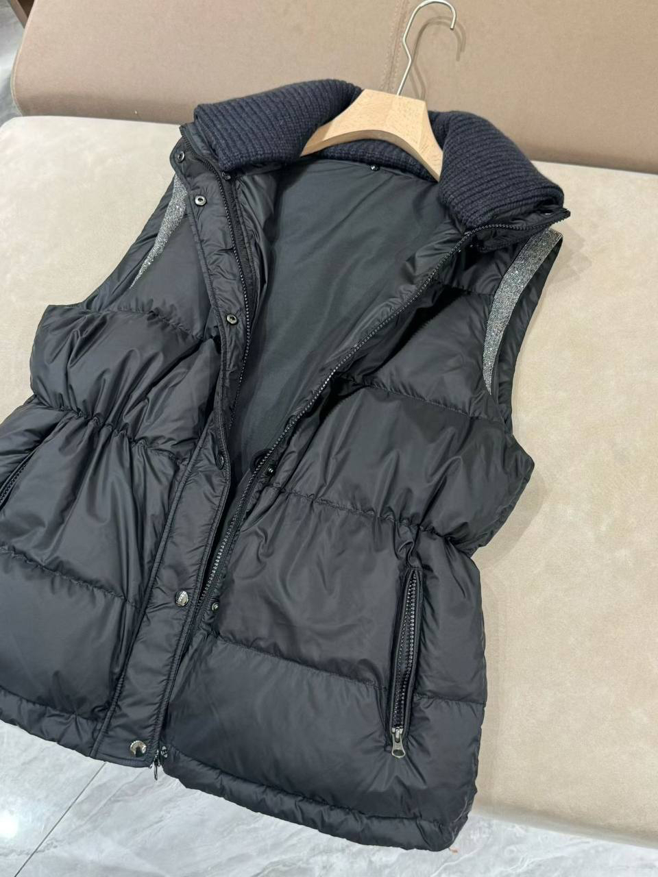 ЖИЛЕТ BRUNELLO CUCINELLI детальное фото