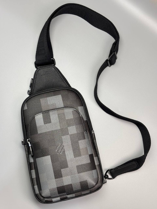МУЖСКАЯ СУМКА СЛИНГ LOUIS VUITTON фото
