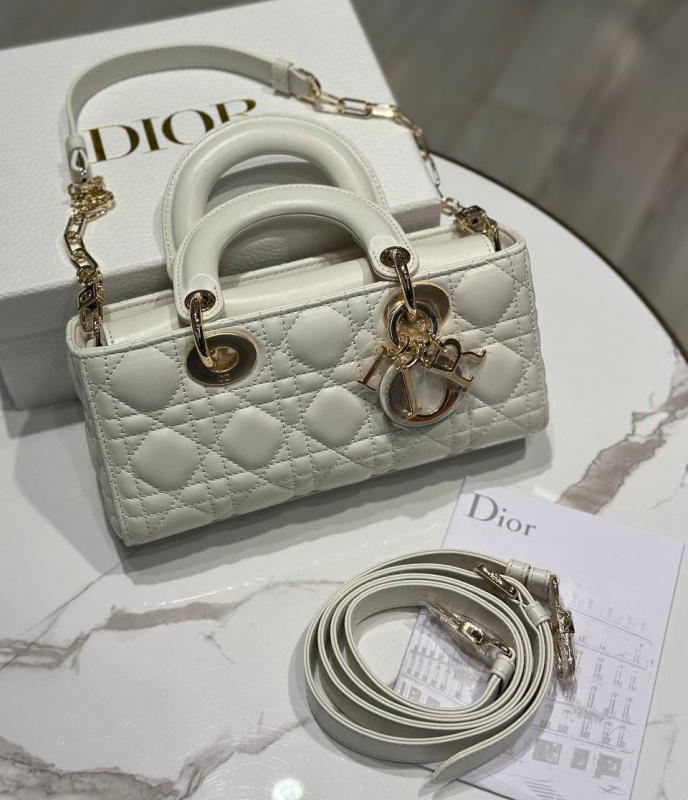 СУМКА CHRISTIAN DIOR LADY фото