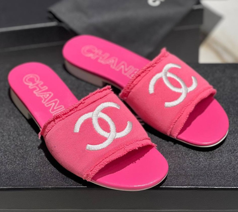 ШЛЕПКИ CHANEL фото