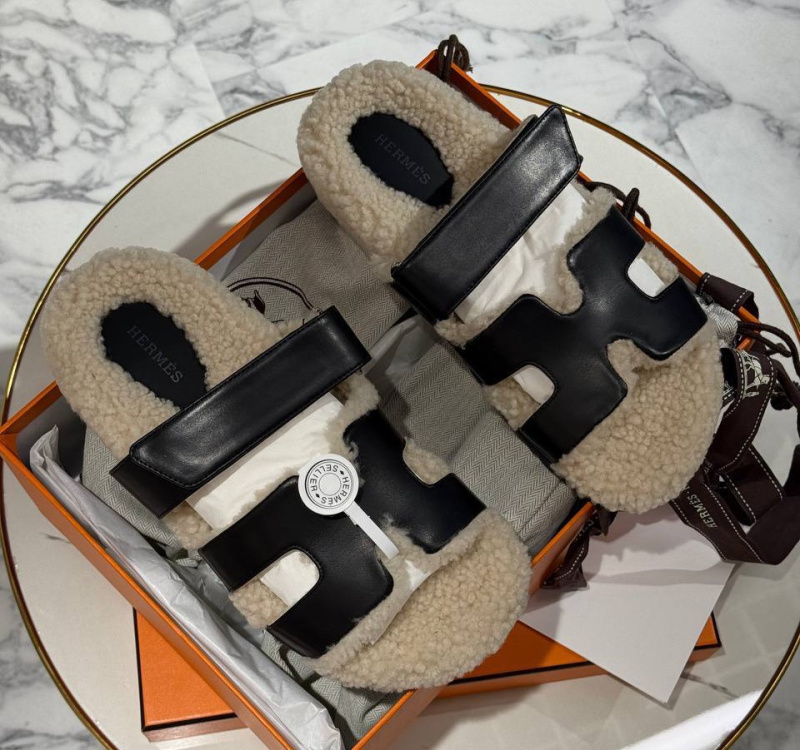 ШЛЕПКИ HERMES фото