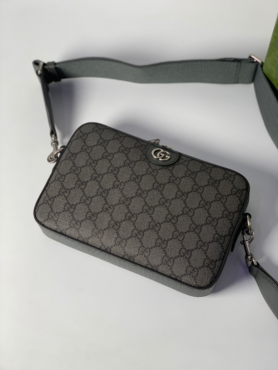 МУЖСКАЯ СУМКА МЕССЕНДЖЕР GUCCI детальное фото