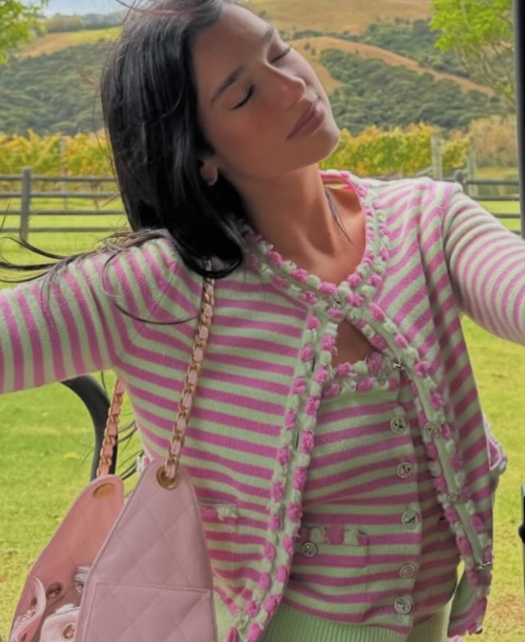 КАРДИГАН CHANEL детальное фото