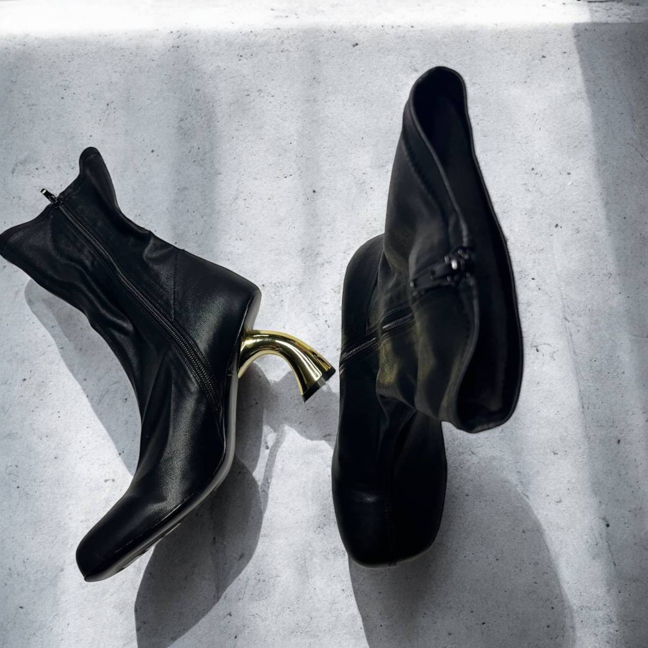 БОТИЛЬОНЫ DRIES VAN детальное фото