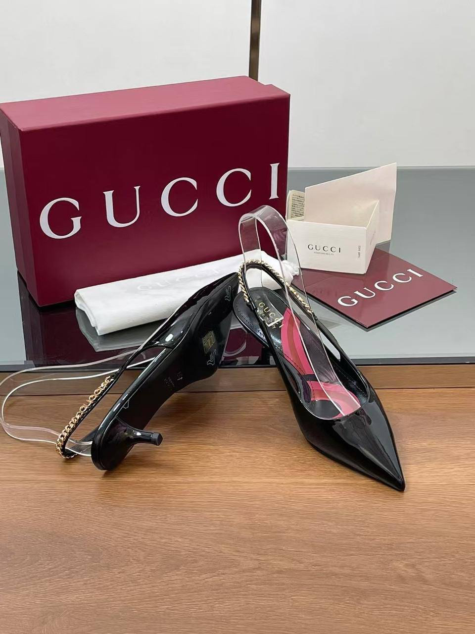 ТУФЛИ GUCCI детальное фото