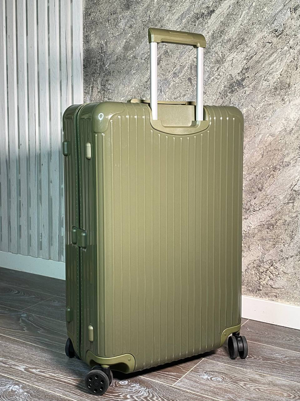 ЧЕМОДАН RIMOWA детальное фото