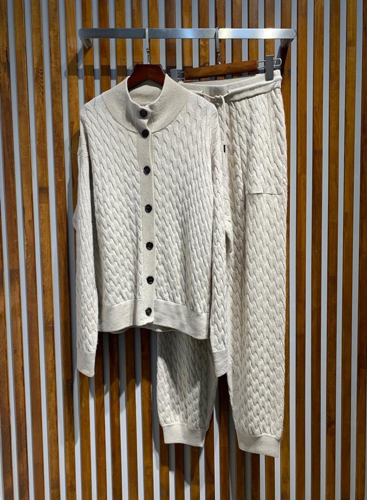 КОСТЮМ BRUNELLO CUCINELLI детальное фото