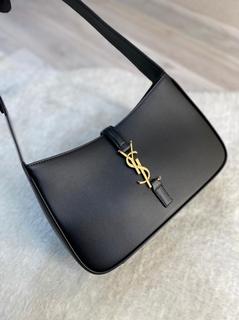 СУМКА SAINT LAURENT детальное фото