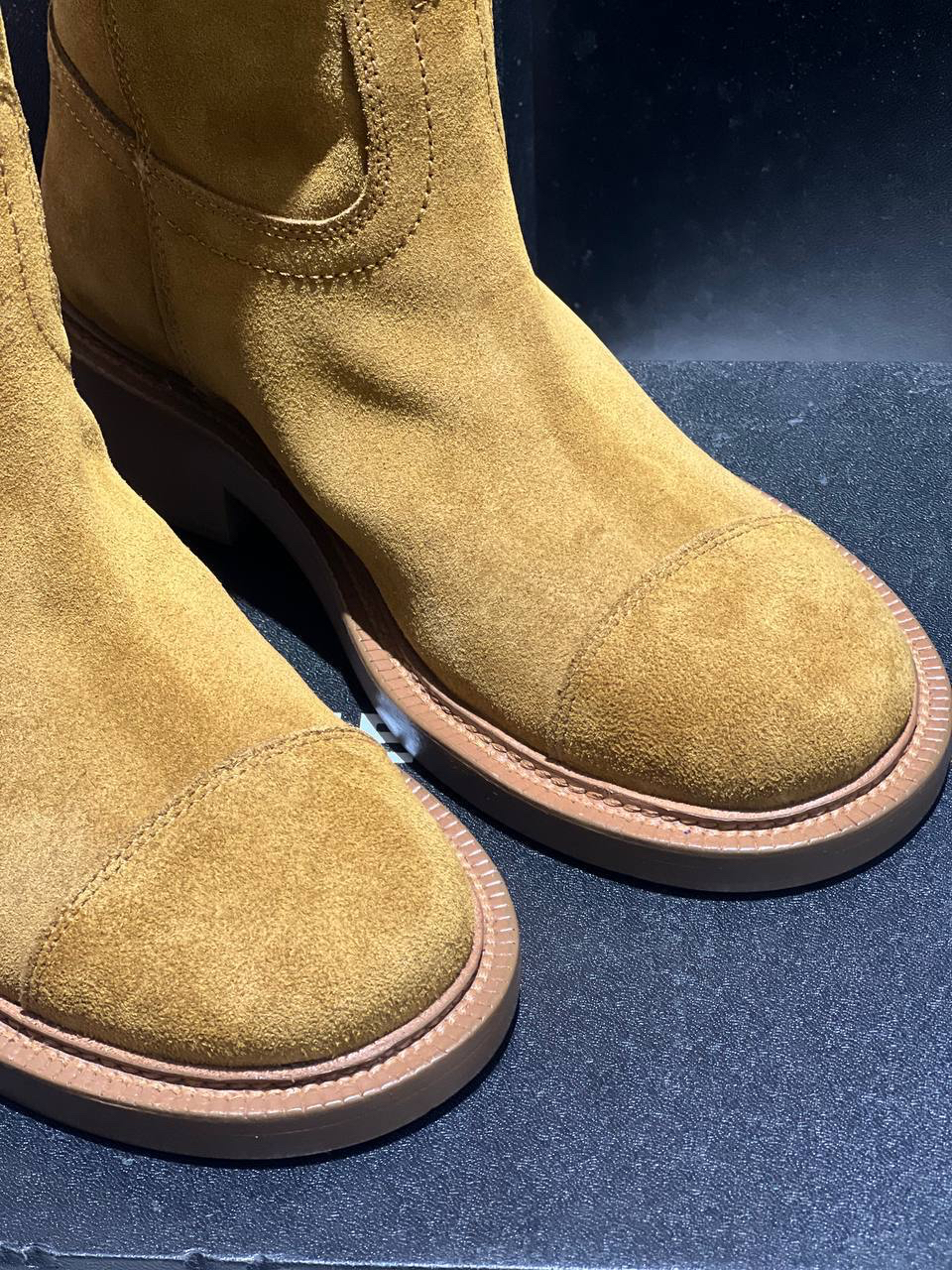 САПОГИ CHANEL детальное фото