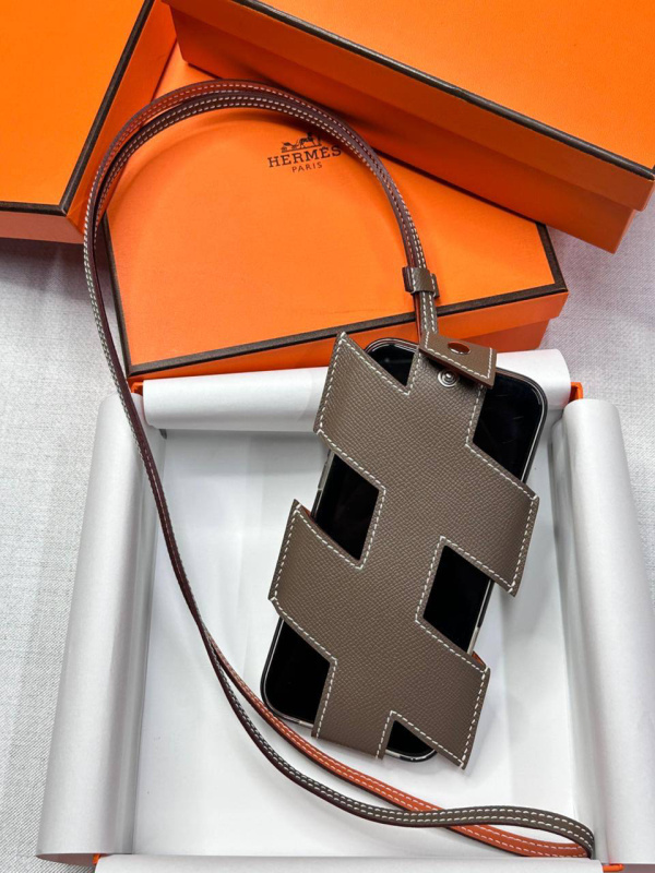 ЧЕХОЛ ДЛЯ ТЕЛЕФОНА HERMES фото